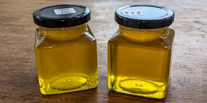 Unfiltered raw honey